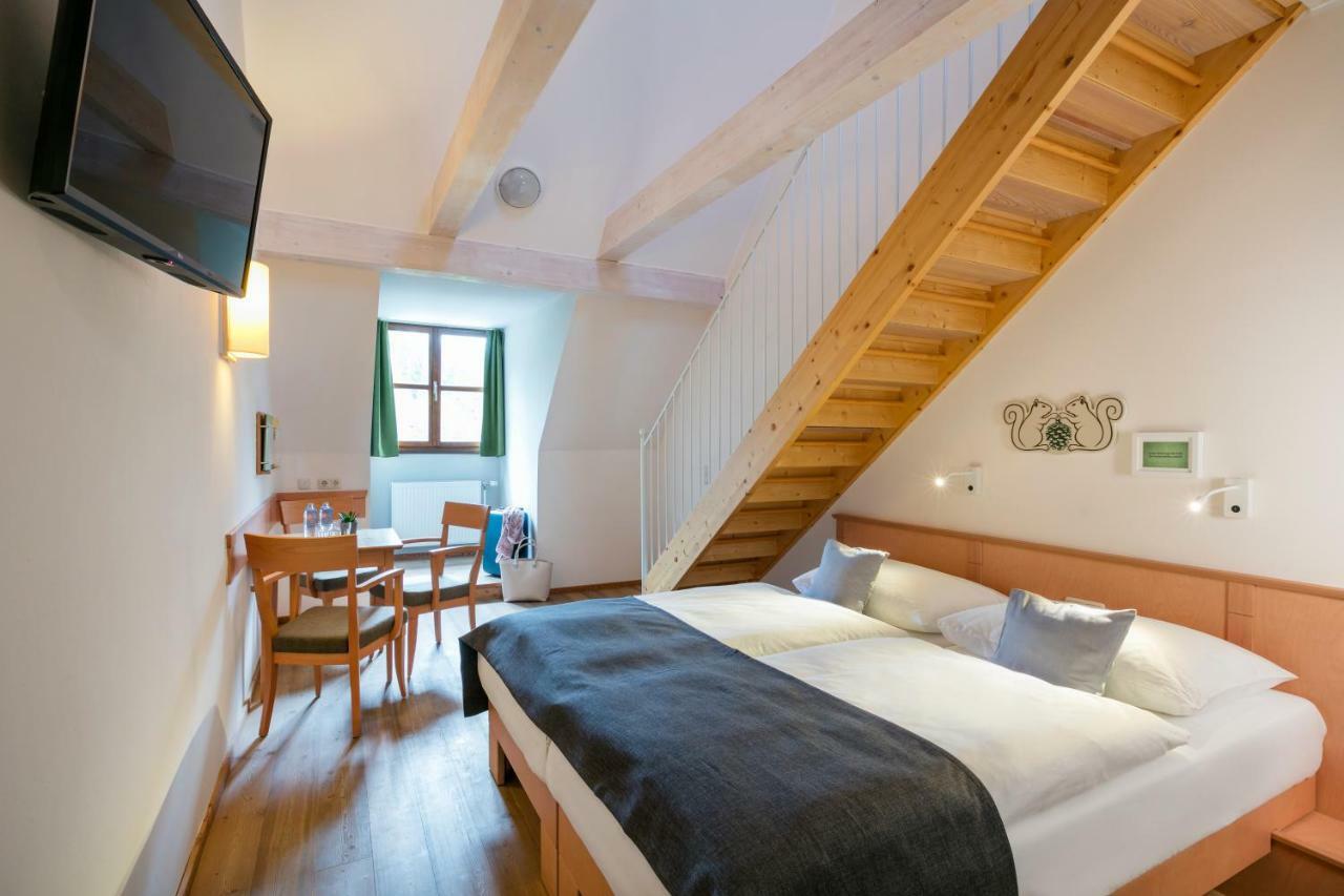 Jufa Hotel Schloss Roethelstein เอ็ดมอนต์ ภายนอก รูปภาพ