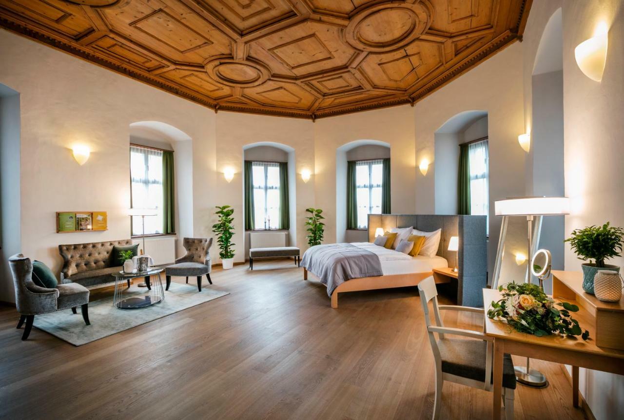 Jufa Hotel Schloss Roethelstein เอ็ดมอนต์ ภายนอก รูปภาพ