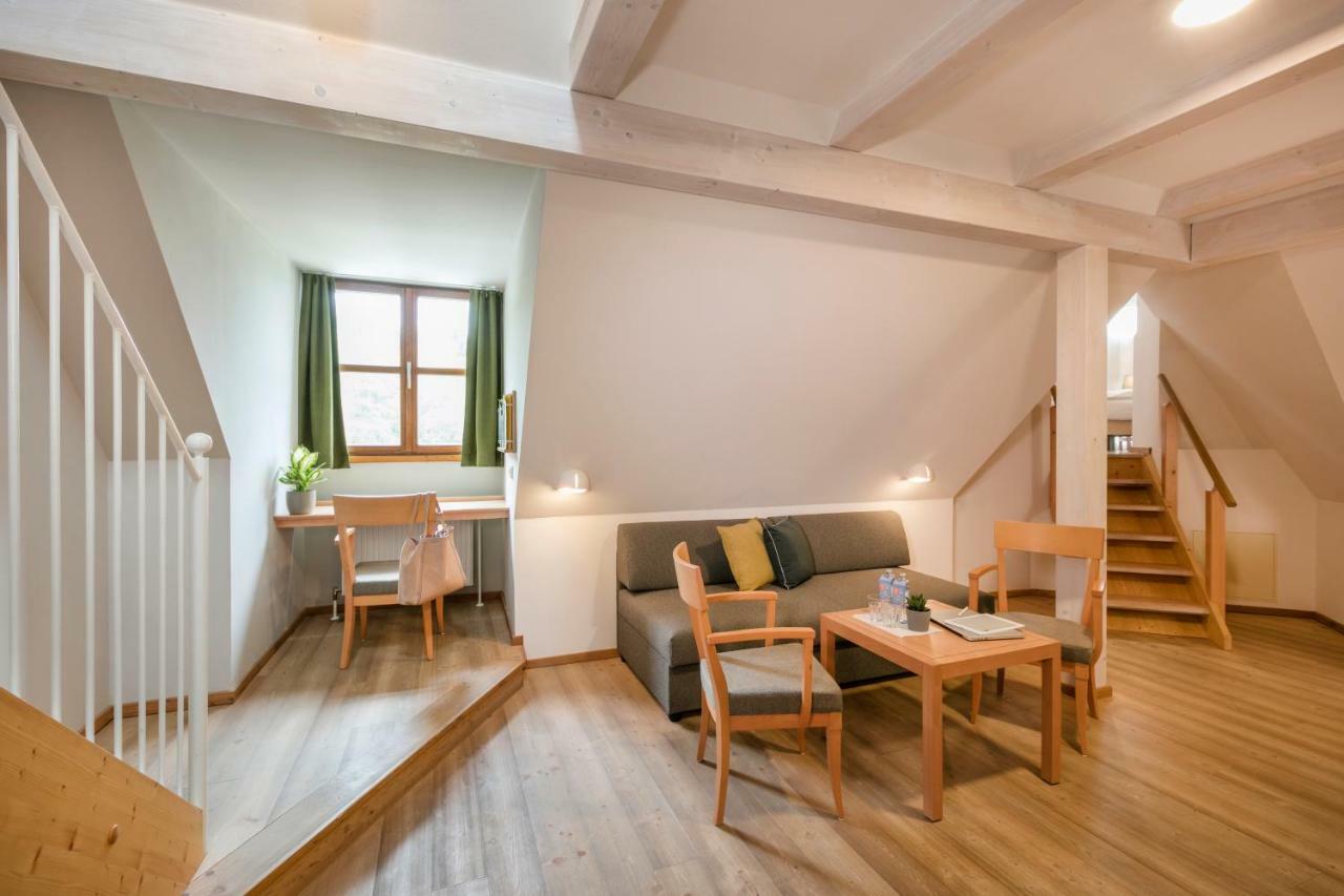 Jufa Hotel Schloss Roethelstein เอ็ดมอนต์ ภายนอก รูปภาพ