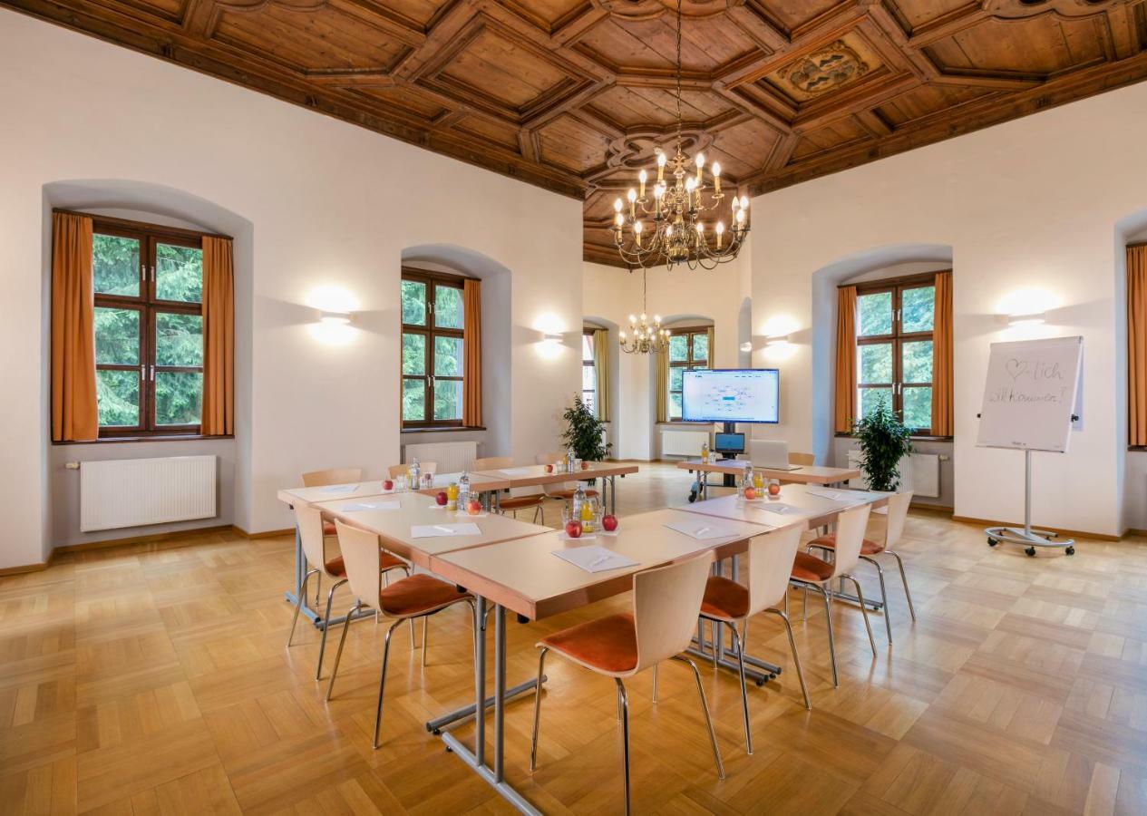 Jufa Hotel Schloss Roethelstein เอ็ดมอนต์ ภายนอก รูปภาพ